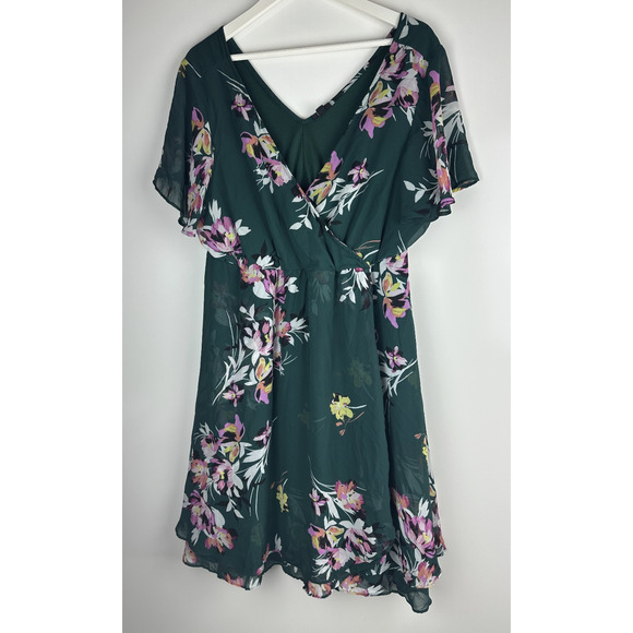 *Flawed Torrid Midi Chiffon Wrap Dress Green Floral Missing Belt Plus Size 1 1X - Picture 2 of 15